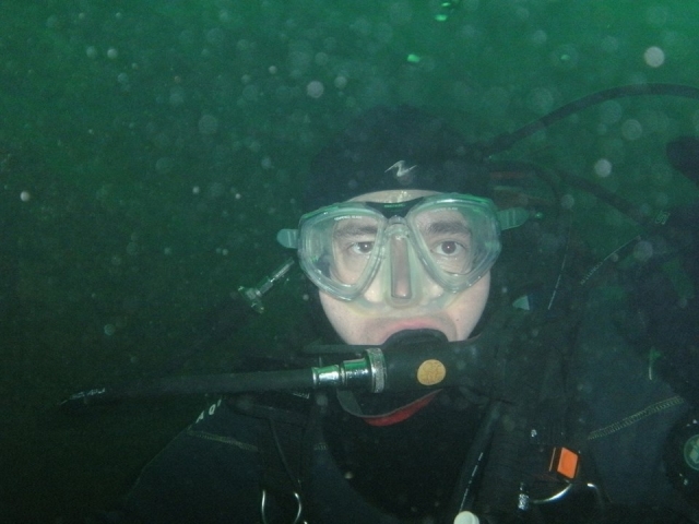  En la oscuridad del abismo 